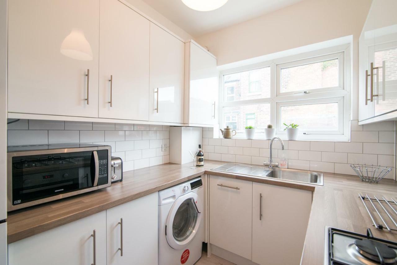 Burton House Boutique Flat Apartment Manchester Exterior photo